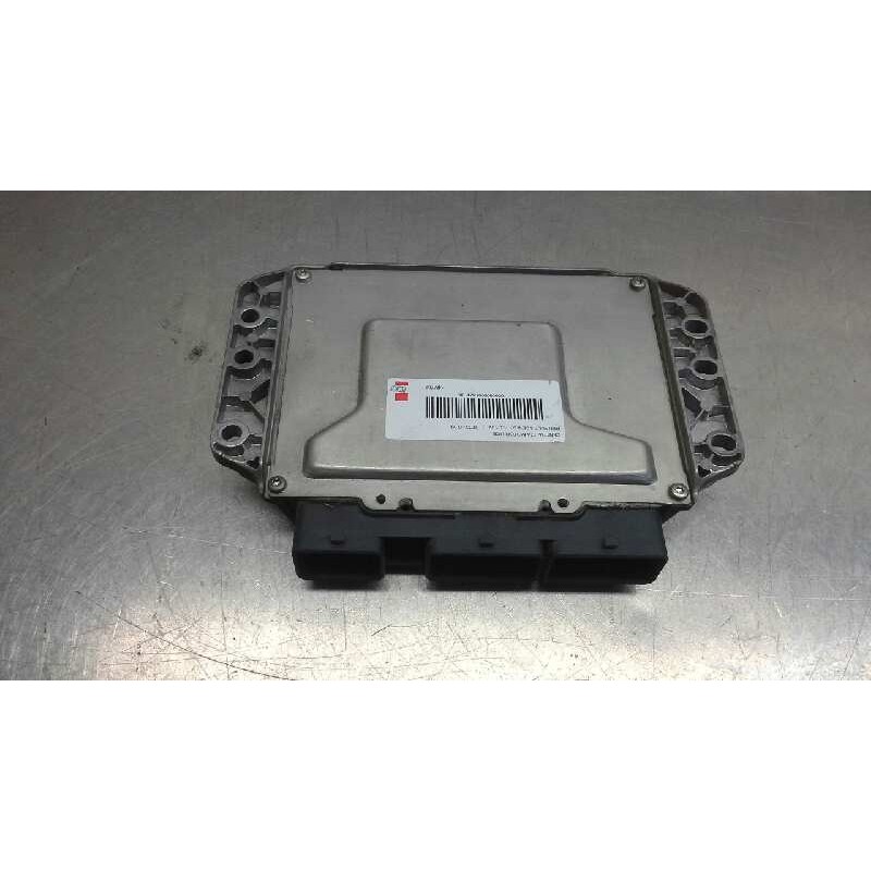 Recambio de centralita motor uce para renault scenic ii 1.6 16v referencia OEM IAM 8200298457 293 