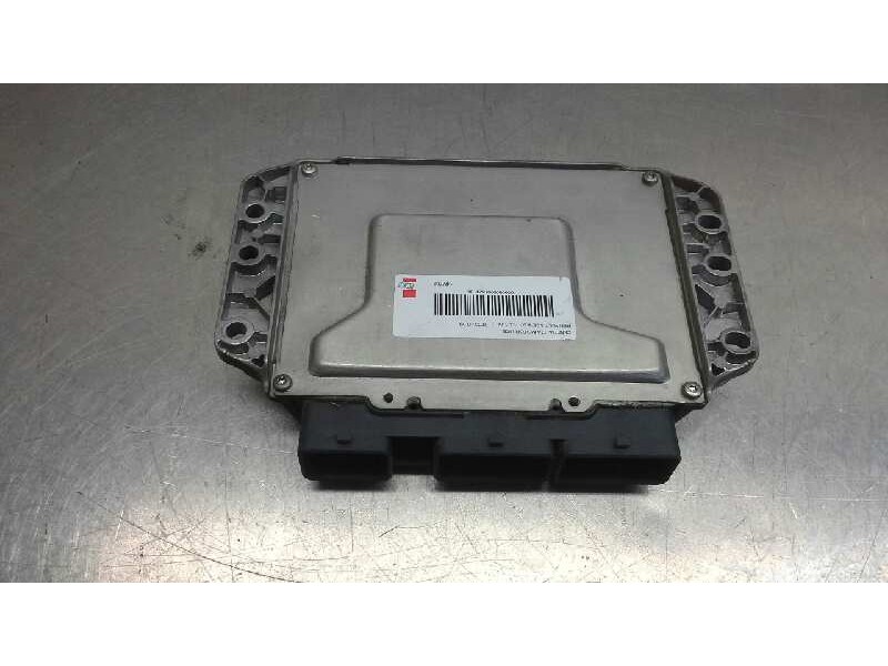 Recambio de centralita motor uce para renault scenic ii 1.6 16v referencia OEM IAM 8200298457 293 