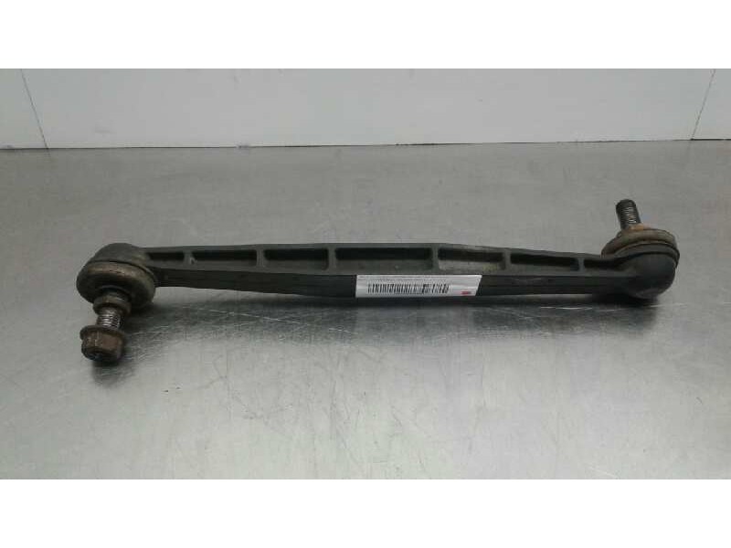 Recambio de bieleta estabilizadora delantera derecha para opel astra h berlina 1.7 16v cdti referencia OEM IAM   