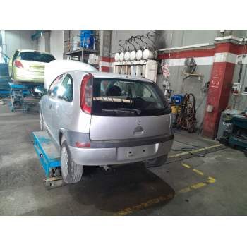 opel corsa c (x01) del año 2003