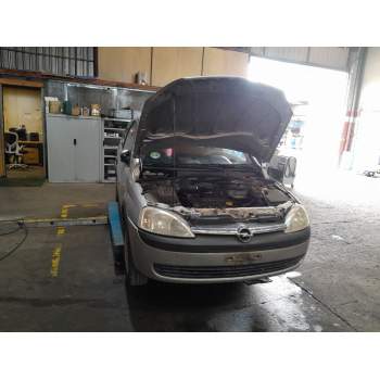 opel corsa c (x01) del año 2003
