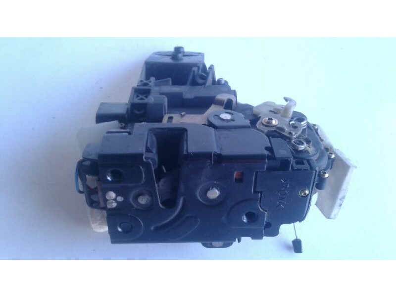 Recambio de cerradura puerta delantera derecha para volkswagen passat berlina (3b3) trendline referencia OEM IAM   