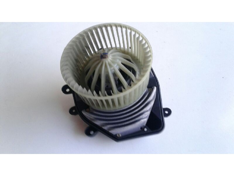 Recambio de motor calefaccion para volkswagen passat berlina (3b3) trendline referencia OEM IAM   