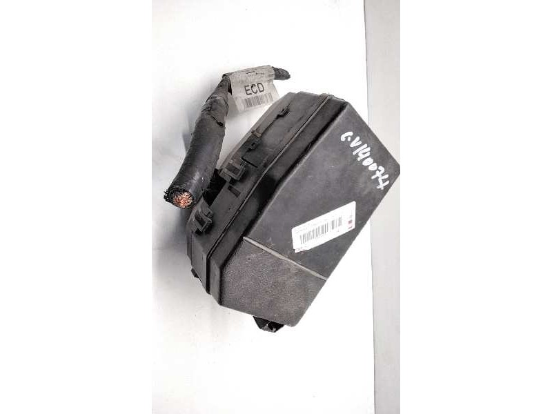 Recambio de caja fusibles para ford mondeo turnier (ge) ghia referencia OEM IAM 1121718  
