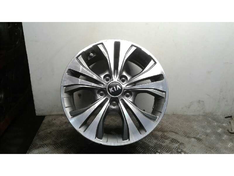 Recambio de llanta aluminio para kia venga drive referencia OEM IAM 16PULGADAS5TORNILLOS  