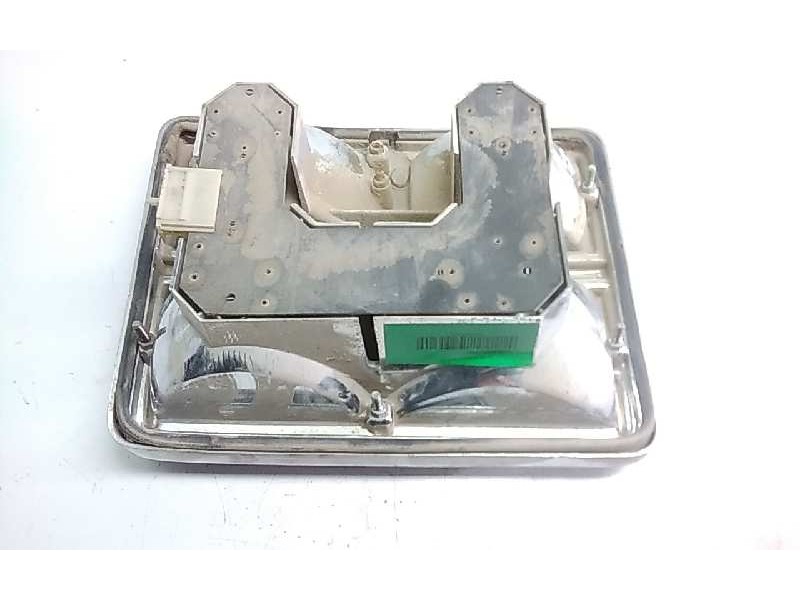 Recambio de piloto trasero izquierdo para seat 132 132 referencia OEM IAM   