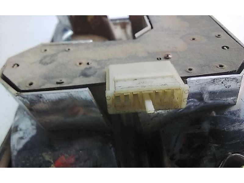 Recambio de piloto trasero izquierdo para seat 132 132 referencia OEM IAM   