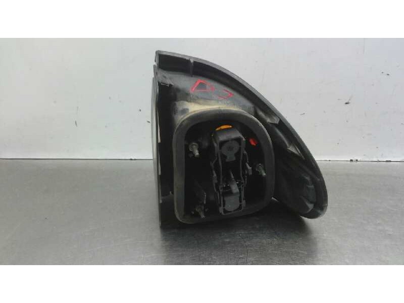 Recambio de piloto trasero izquierdo para renault laguna (b56) 1.8 16v rxe referencia OEM IAM 7700420122  