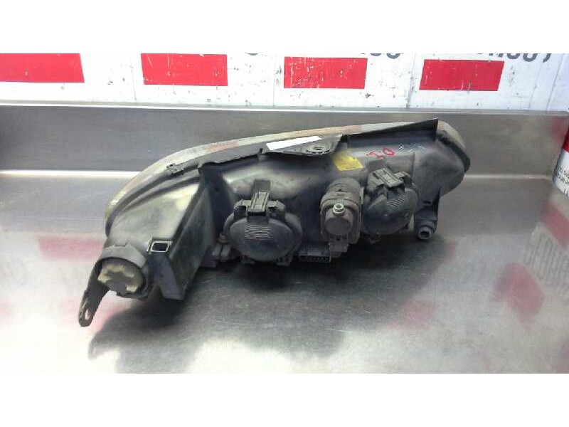 Recambio de faro izquierdo para peugeot 406 berlina (s1/s2) stdt referencia OEM IAM 6204N0  
