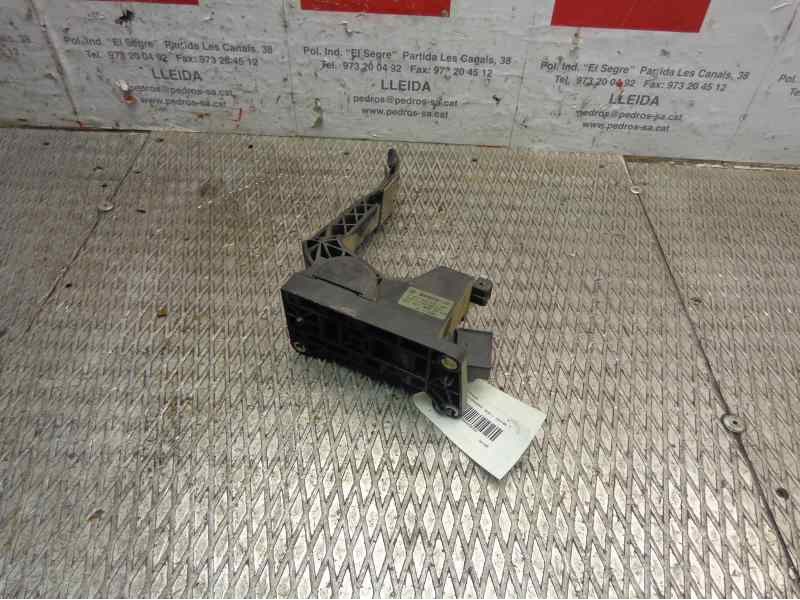 Recambio de pedal acelerador para mercedes sprinter 02.00  caja abierta 2.2 cdi cat referencia OEM IAM 0281002335 BOSCH 