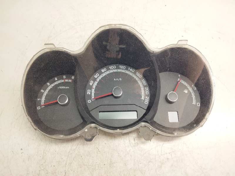 Recambio de cuadro instrumentos para kia venga drive referencia OEM IAM 940091P580  