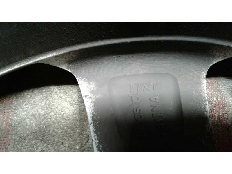 Recambio de llanta aluminio para opel insignia berlina essentia referencia OEM IAM 17PULGADAS5TORNILLOS  