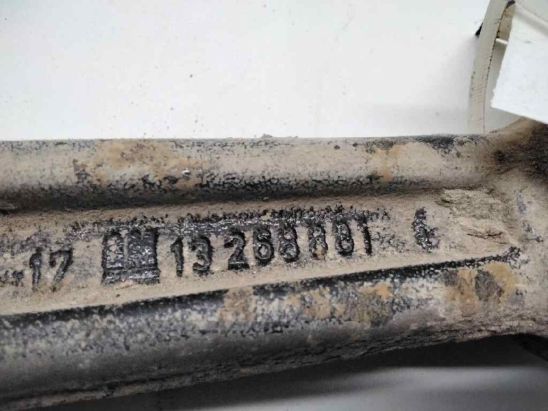 Recambio de brazo suspension superior trasero izquierdo para opel insignia sports tourer cosmo referencia OEM IAM 13268881  