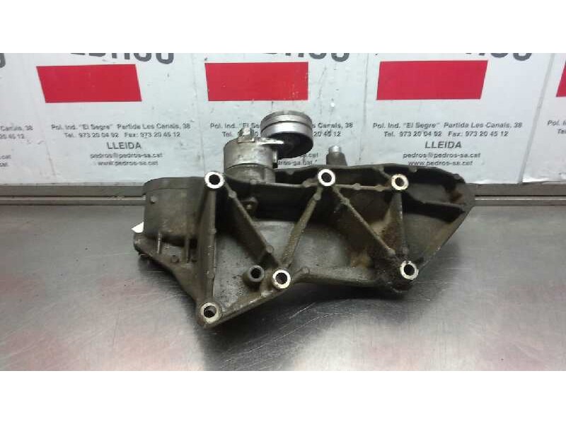 Recambio de soporte alternador para renault trafic combi (ab 4.01) 1.9 diesel referencia OEM IAM   