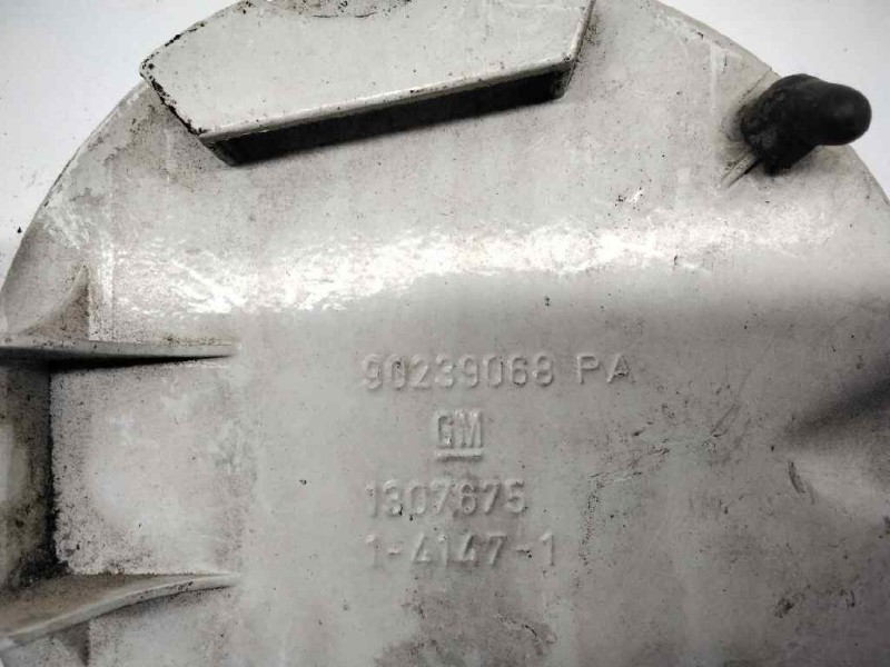Recambio de tapa exterior combustible para opel kadett e cabriolet / combo referencia OEM IAM 90239068PA  