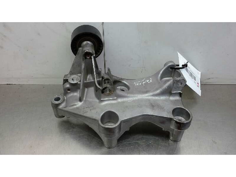 Recambio de soporte alternador para nissan qashqai (j10) 1.6 dci turbodiesel cat referencia OEM IAM   