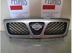Recambio de rejilla delantera para nissan terrano/terrano.ii (r20) 2.7 turbodiesel referencia OEM IAM 1966I01 GRIS 