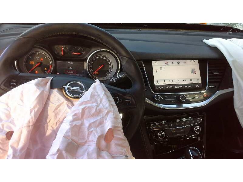 opel astra k sports tourer del año 2016