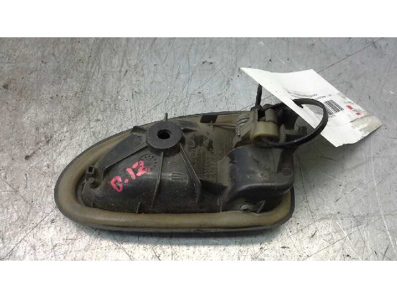 Recambio de maneta interior delantera izquierda para nissan primastar (x..) 2.0 dci diesel referencia OEM IAM 8200028994  