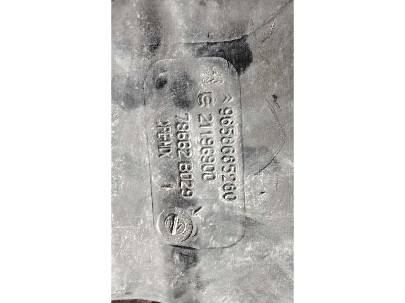 Recambio de deposito limpia para citroen c4 coupe vtr plus referencia OEM IAM 9658685280  