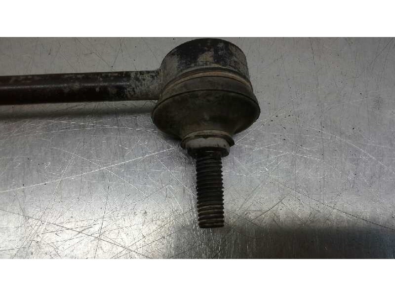 Recambio de bieleta estabilizadora delantera derecha para nissan primastar (x..) 2.0 dci diesel referencia OEM IAM   