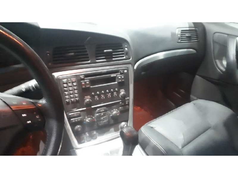volvo s60 berlina del año 2006