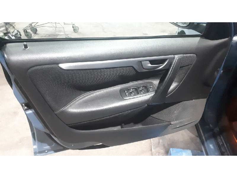 volvo s60 berlina del año 2006