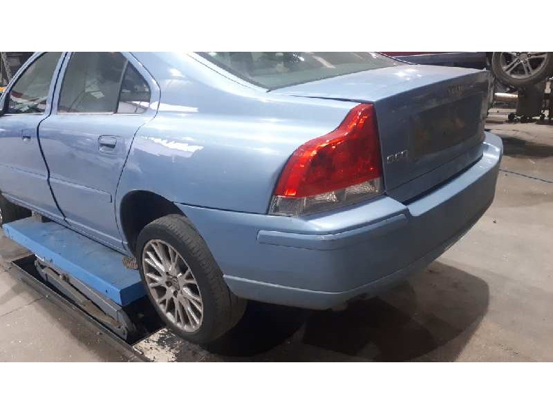 volvo s60 berlina del año 2006