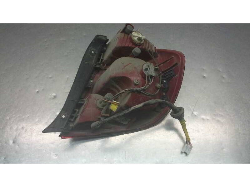 Recambio de piloto trasero izquierdo para hyundai accent (lc) gls crdi referencia OEM IAM 9240125710  