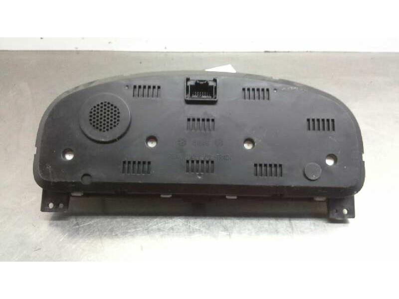 Recambio de cuadro instrumentos para chevrolet captiva 2.0 diesel cat referencia OEM IAM   