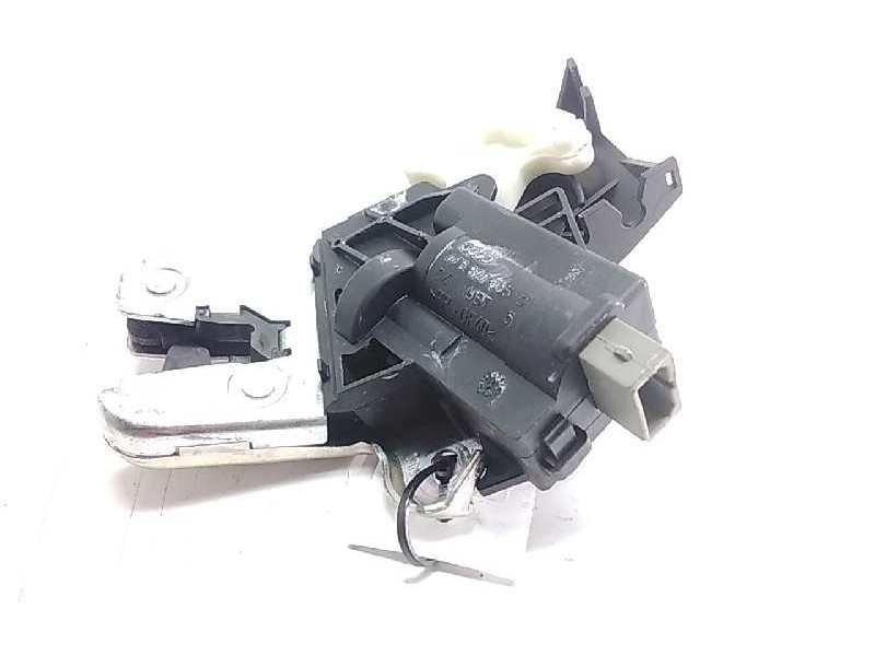 Recambio de cerradura maletero / porton para volkswagen passat berlina (3c2) highline referencia OEM IAM 4F5827505D  