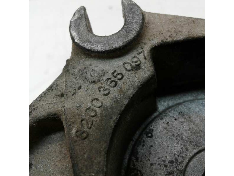 Recambio de soporte alternador para renault kangoo (f/kc0) express confort referencia OEM IAM 8200365097  