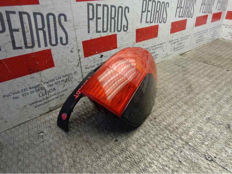 Recambio de piloto trasero derecho para peugeot 306 break referencia OEM IAM  15 