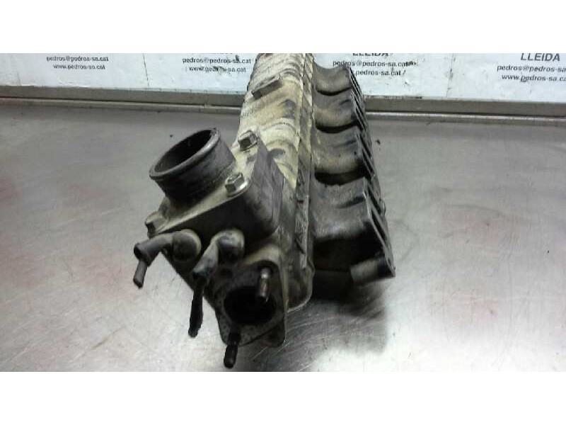 Recambio de colector admision para kia carnival td ls referencia OEM IAM   