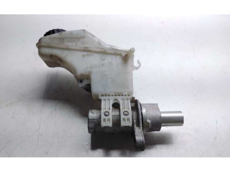 Recambio de bomba freno para opel corsa e edition ecoflex referencia OEM IAM 204Y21817  