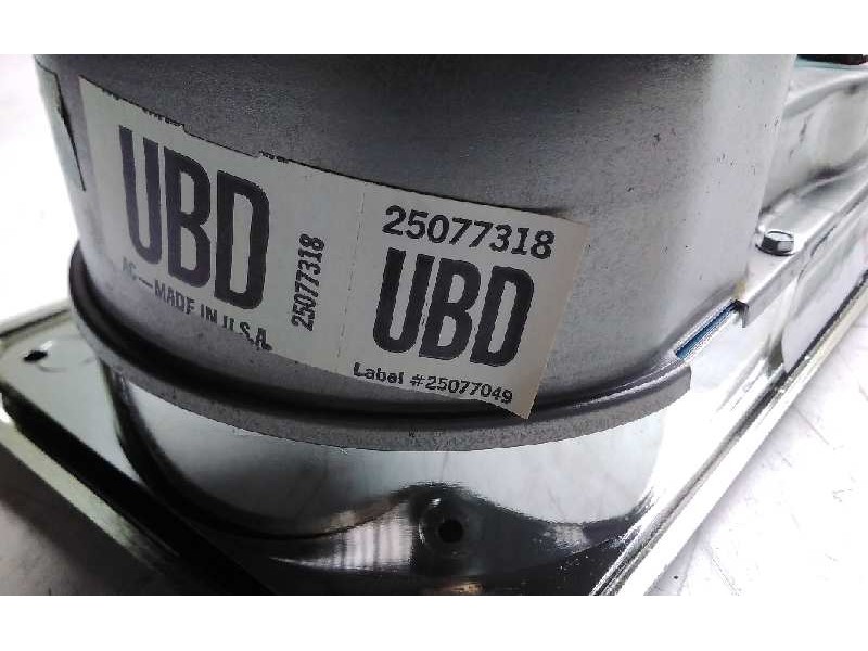 Recambio de cuadro instrumentos para chevrolet blazer (neu) referencia OEM IAM 25077318UBD  