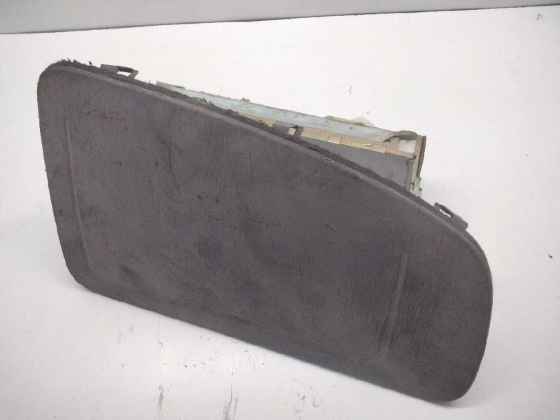 Recambio de airbag delantero derecho para mazda 626 berlina (gf) 2.0 turbodiesel cat referencia OEM IAM   124382