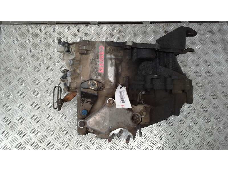 Recambio de caja cambios para volvo v40 familiar 1.9 diesel cat referencia OEM IAM T135826 P30616141/141M5812 