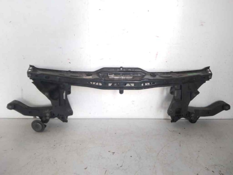 Recambio de panel frontal para mercedes viano (w639) 3.0 cdi referencia OEM IAM A6397500650  