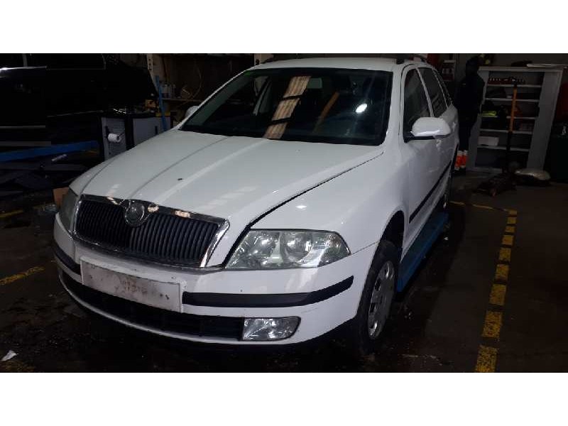 skoda octavia combi (1z5) del año 2006