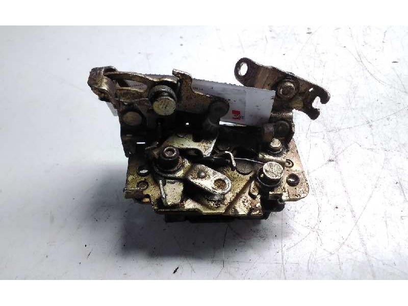 Recambio de cerradura puerta trasera izquierda para opel kadett c 1.0 referencia OEM IAM   