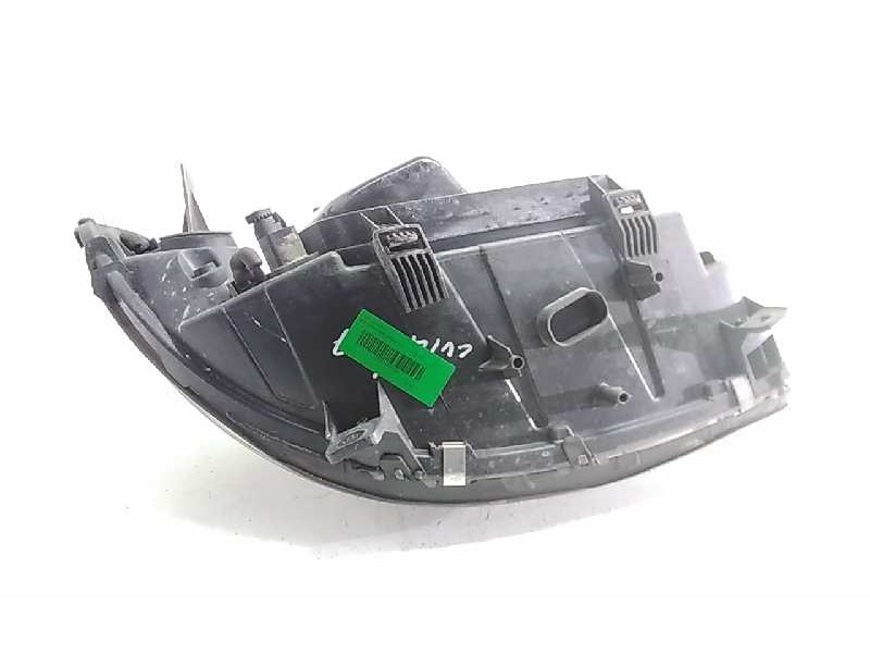 Recambio de faro izquierdo para mercedes viano (w639) 3.0 cdi referencia OEM IAM 804401140L  