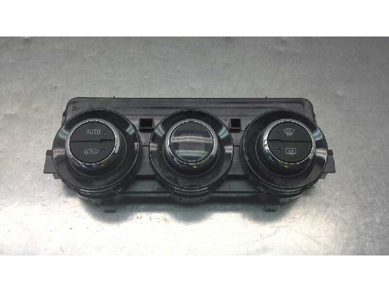 Recambio de mando calefaccion / aire acondicionado para opel corsa e edition ecoflex referencia OEM IAM   