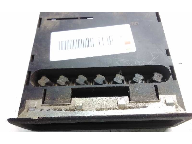 Recambio de pantalla multifuncion para opel kadett c 1.0 referencia OEM IAM 90332644  