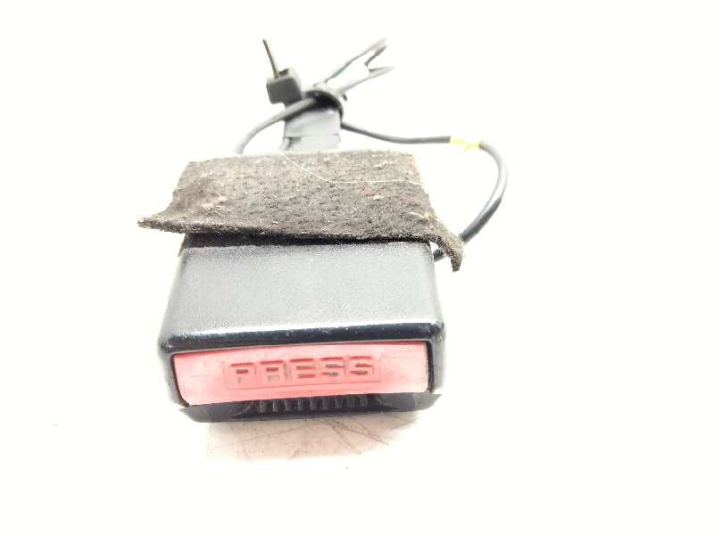 Recambio de enganche delantero izquierdo para peugeot 407 st sport referencia OEM IAM   