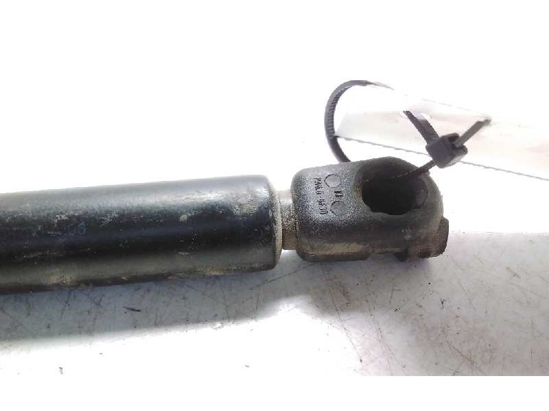 Recambio de amortiguador capo para opel vectra b berlina 1.7 turbodiesel (17 dt / lu8) referencia OEM IAM   