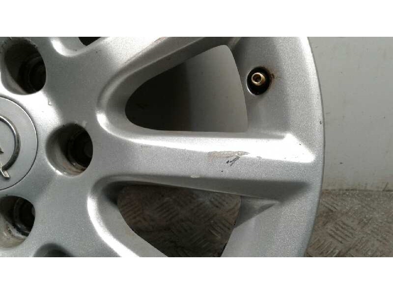 Recambio de llanta aluminio para opel astra h berlina cosmo referencia OEM IAM 16PULGADAS5TORNILLOS  