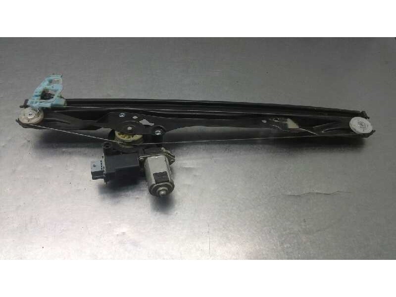 Recambio de elevalunas delantero derecho para opel combo d expression l1h1 referencia OEM IAM 51616379 1060766 