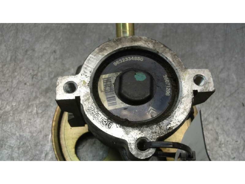 Recambio de bomba direccion para citroen xsara berlina 1.6 referencia OEM IAM 9632334880  
