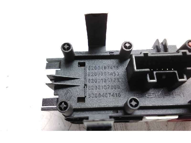 Recambio de warning para renault megane ii familiar referencia OEM IAM 8200407415  